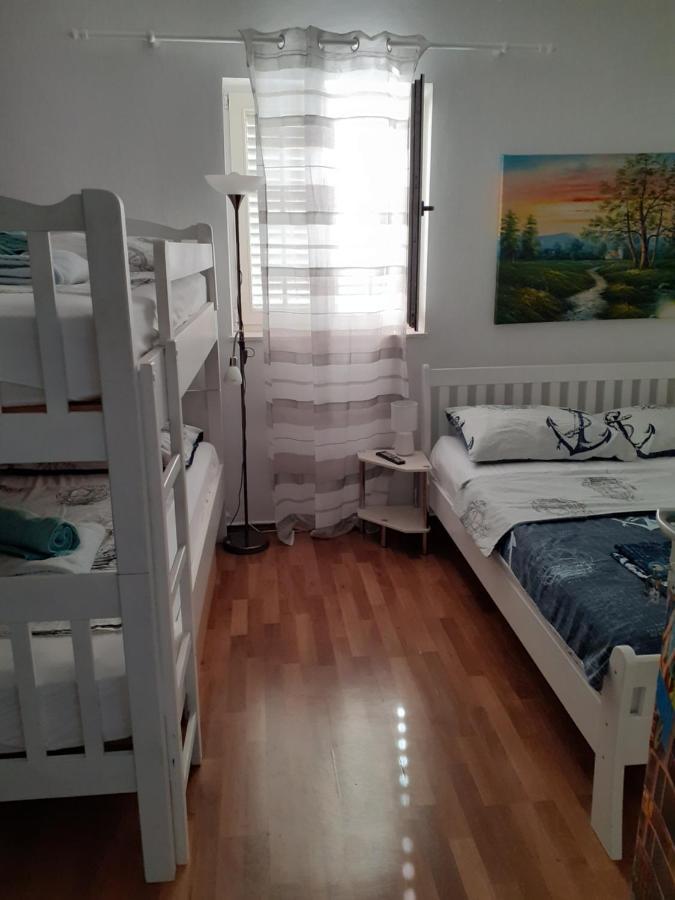 Sea View Apartment Sunrise Poljica & Blue Lagoon Rent A Boat Exterior foto