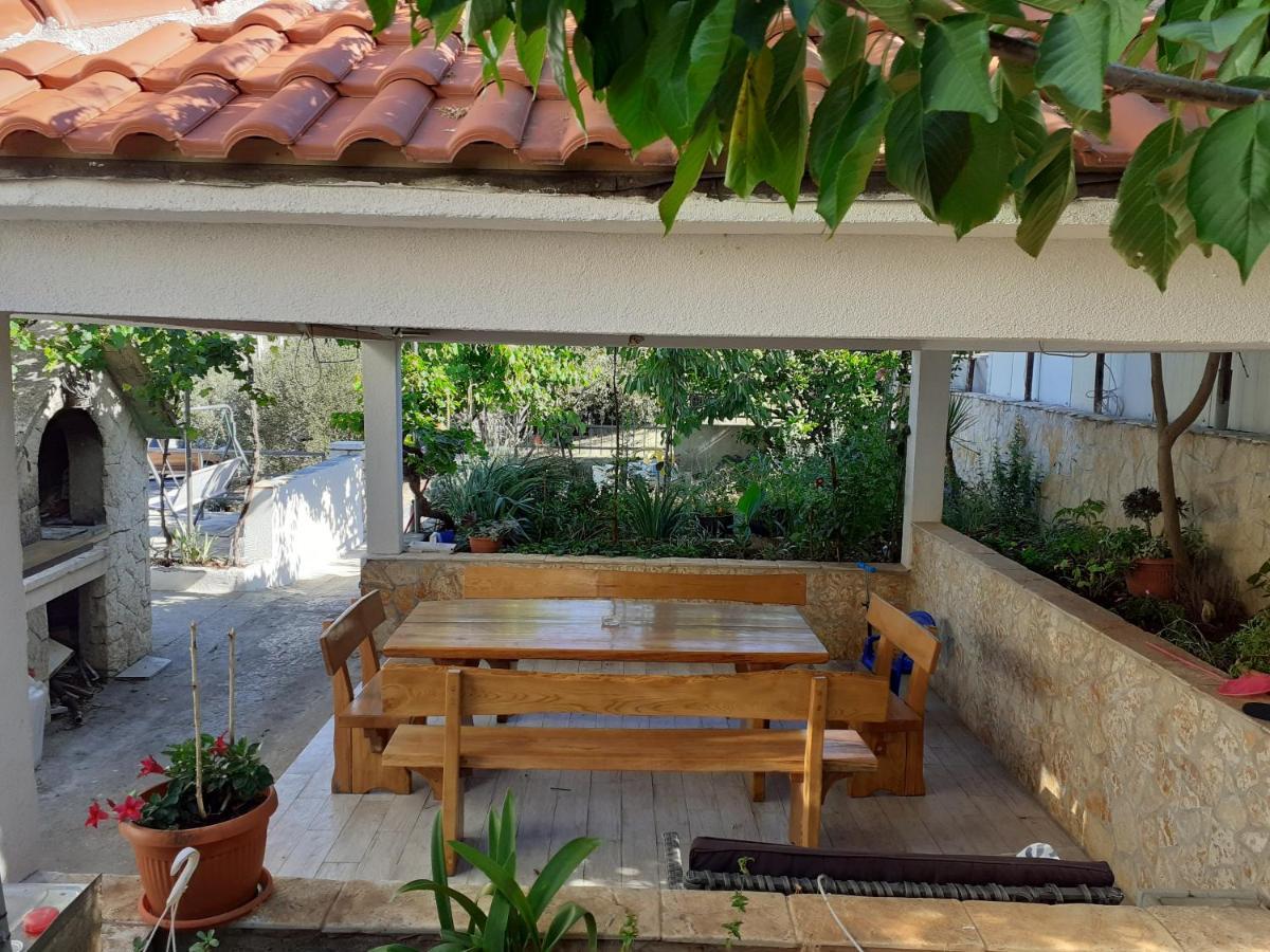 Sea View Apartment Sunrise Poljica & Blue Lagoon Rent A Boat Exterior foto