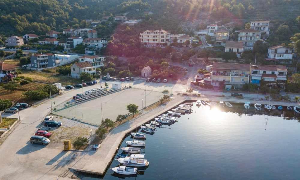 Sea View Apartment Sunrise Poljica & Blue Lagoon Rent A Boat Exterior foto