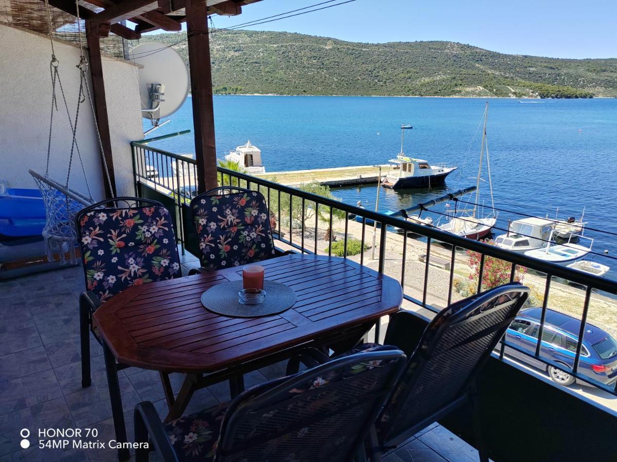 Sea View Apartment Sunrise Poljica & Blue Lagoon Rent A Boat Exterior foto