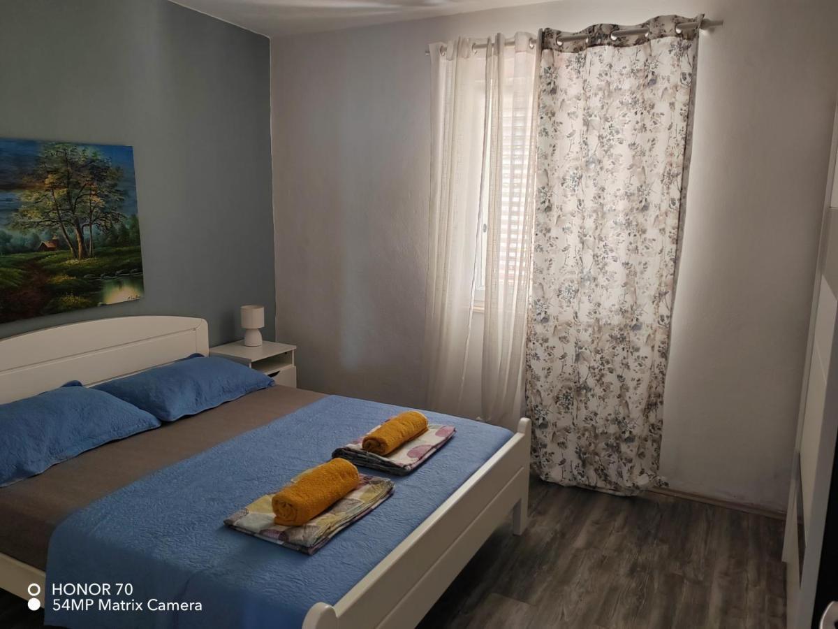 Sea View Apartment Sunrise Poljica & Blue Lagoon Rent A Boat Exterior foto