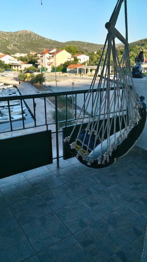 Sea View Apartment Sunrise Poljica & Blue Lagoon Rent A Boat Exterior foto